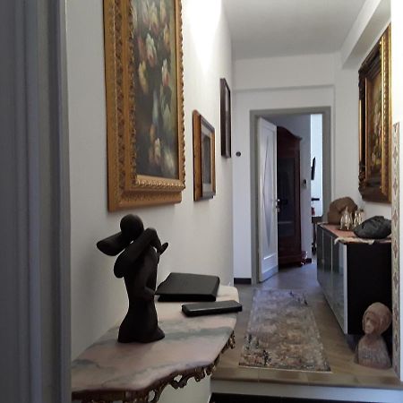Bed and Breakfast Retro' Beb La Spezia Exterior foto