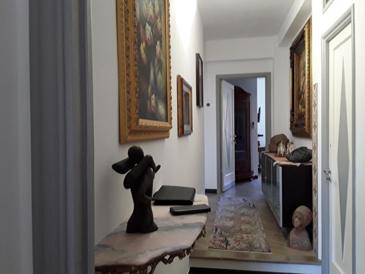 Bed and Breakfast Retro' Beb La Spezia Exterior foto