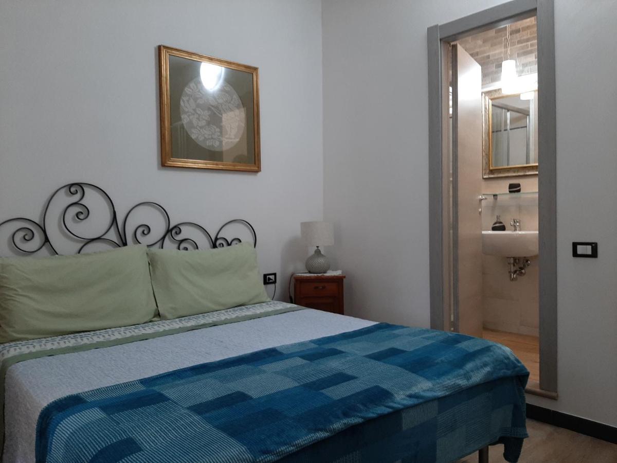 Bed and Breakfast Retro' Beb La Spezia Exterior foto