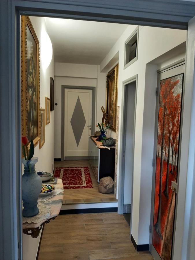 Bed and Breakfast Retro' Beb La Spezia Exterior foto