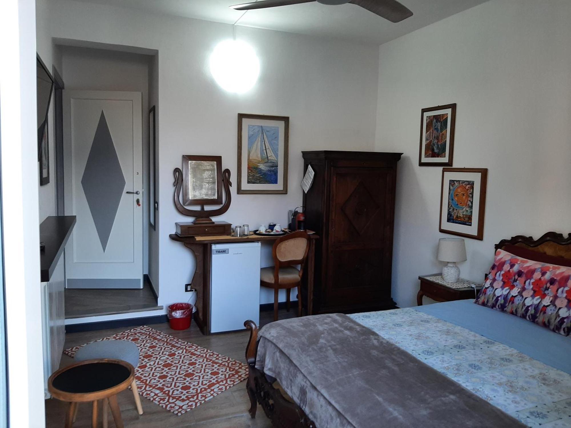 Bed and Breakfast Retro' Beb La Spezia Habitación foto