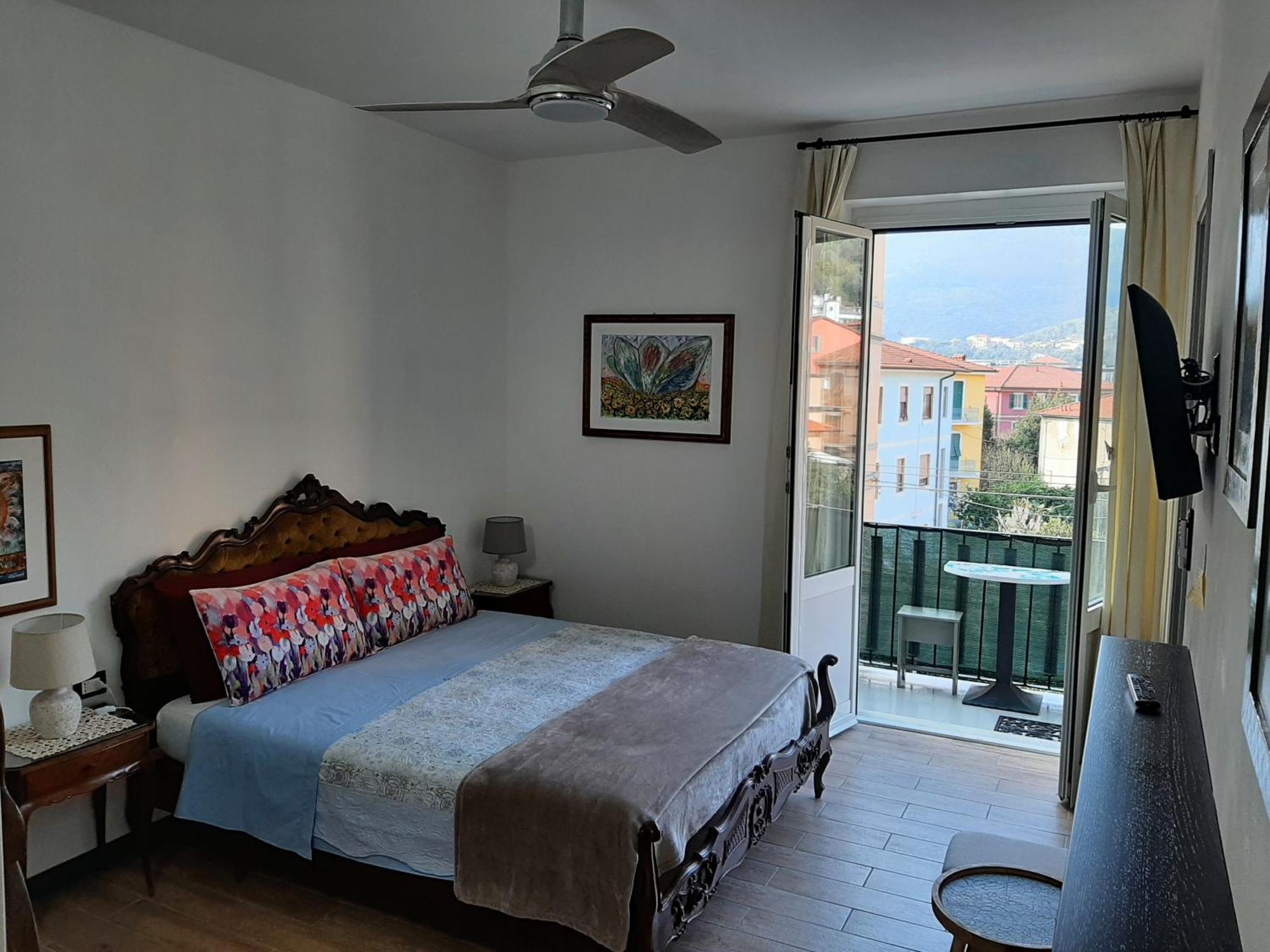 Bed and Breakfast Retro' Beb La Spezia Habitación foto